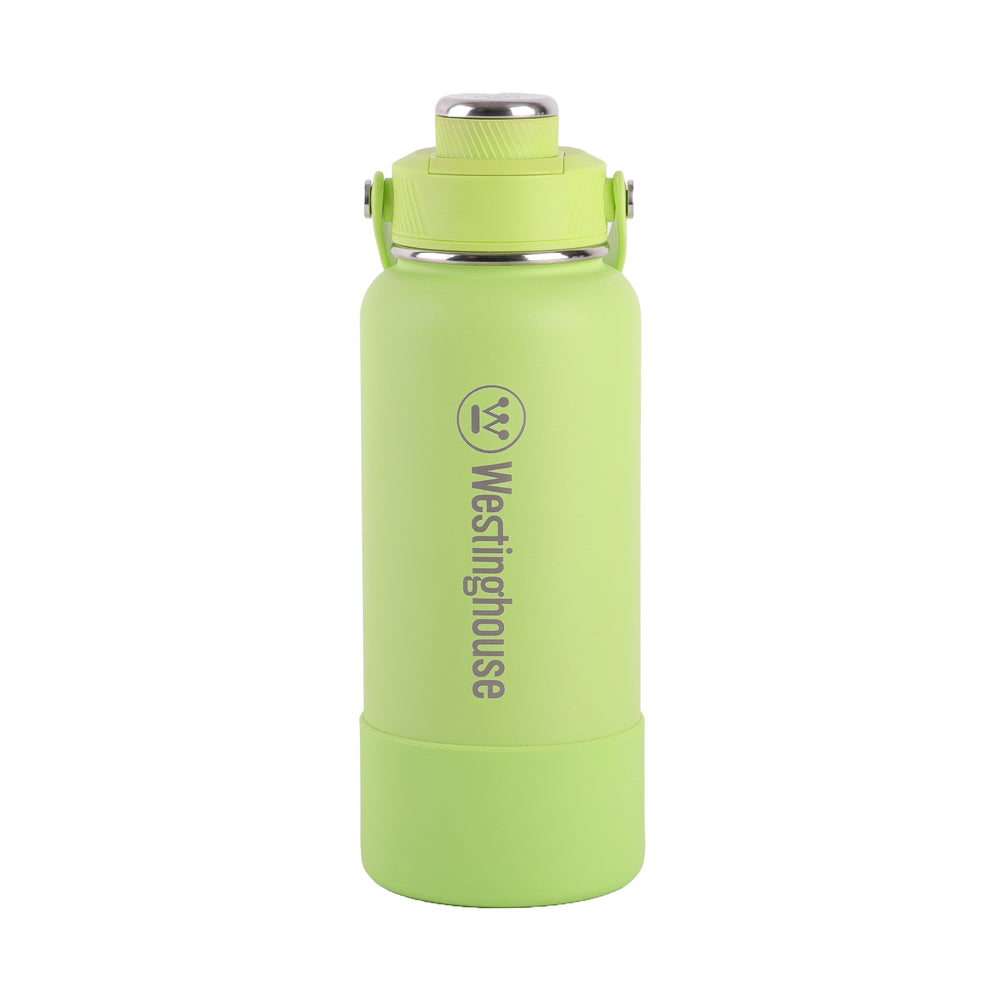 Botella térmica doble pared acero inoxidable 946 ml con boquilla y funda silicona verde · Mantiene bebidas frías y calientes