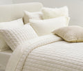Cubrecama Velvet Premium Elenora blanco crema