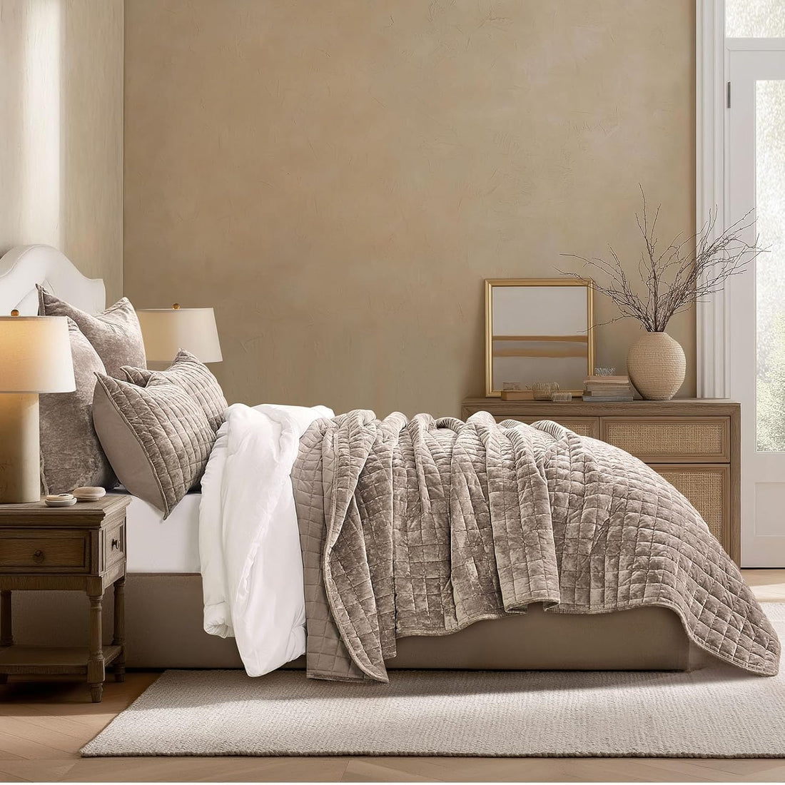Cubrecama Velvet Premium Elenora taupe claro
