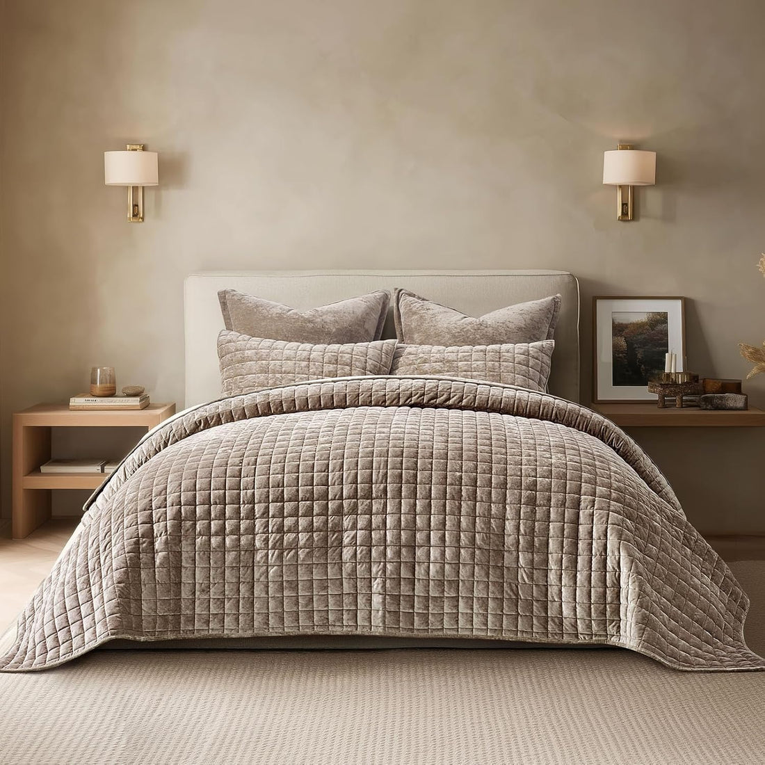 Cubrecama Velvet Premium Elenora taupe claro