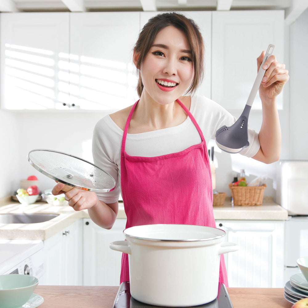 Cucharón Sopero Silicona Blanca – Resistente al Calor, Ergonómico y Antiadherente