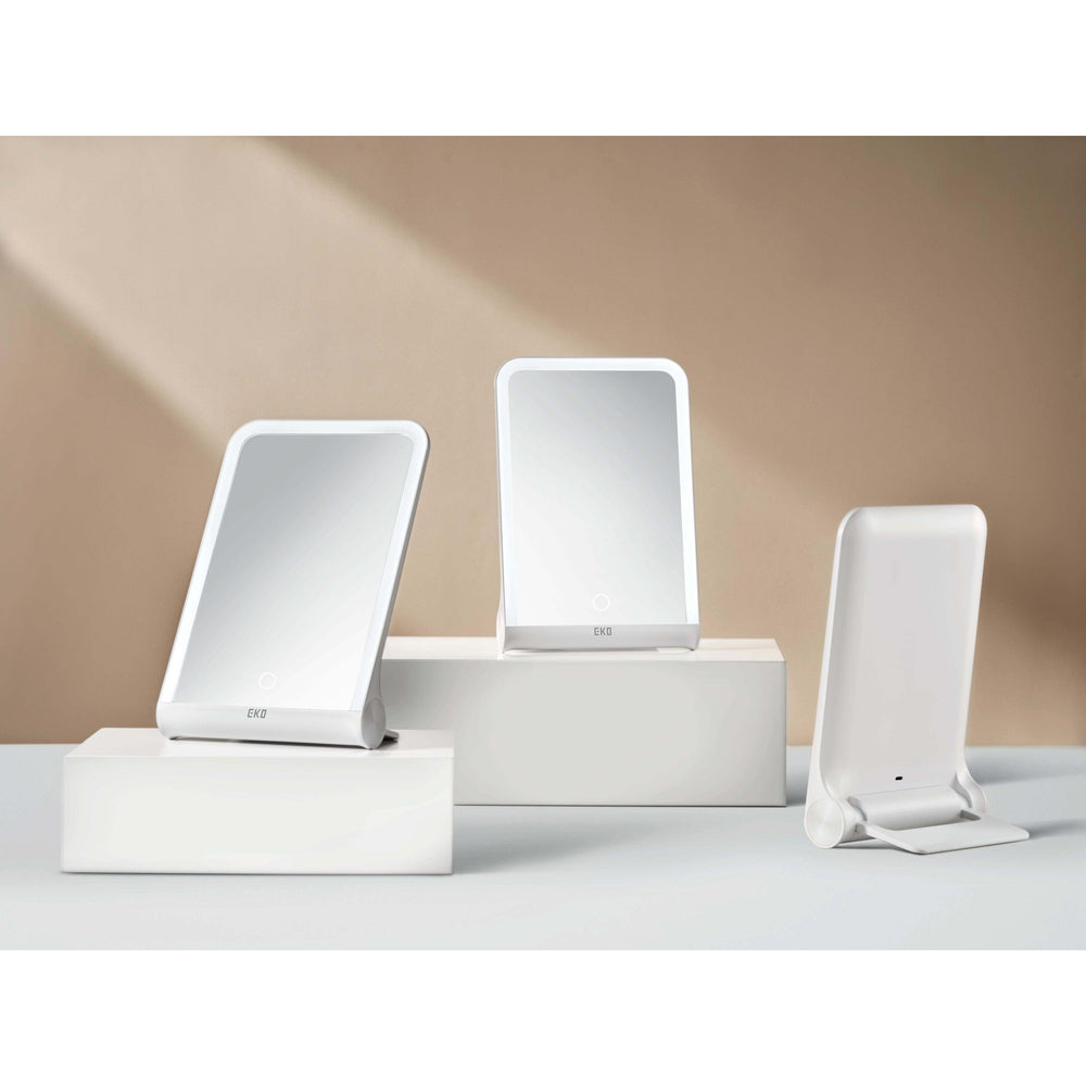 Espejo LED iMira plegable blanco USB · luz natural, recargable USB y 3 niveles de brillo
