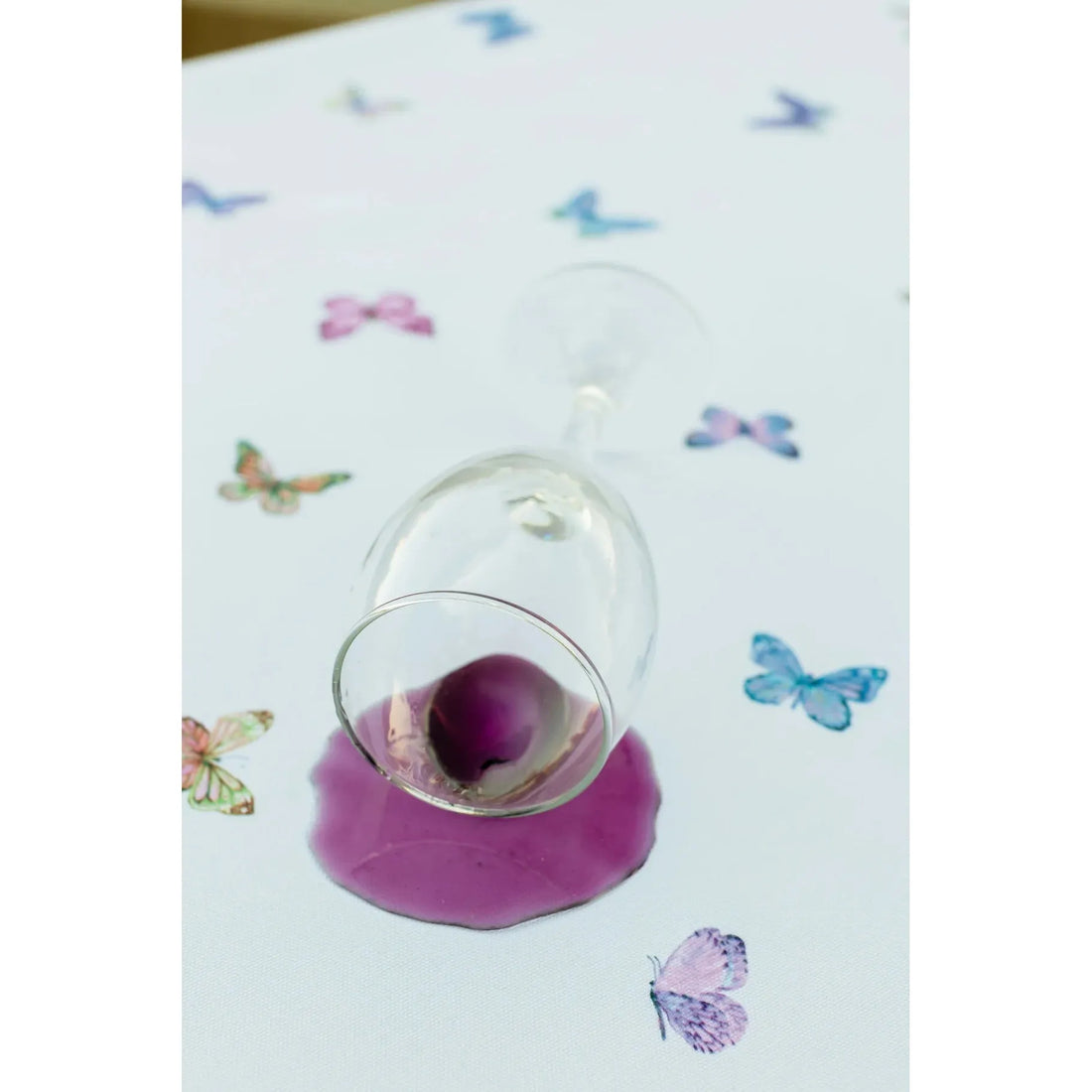 Mantel Antimanchas Abigail redondo 4-6 personas - Tela Resistente y Lavable