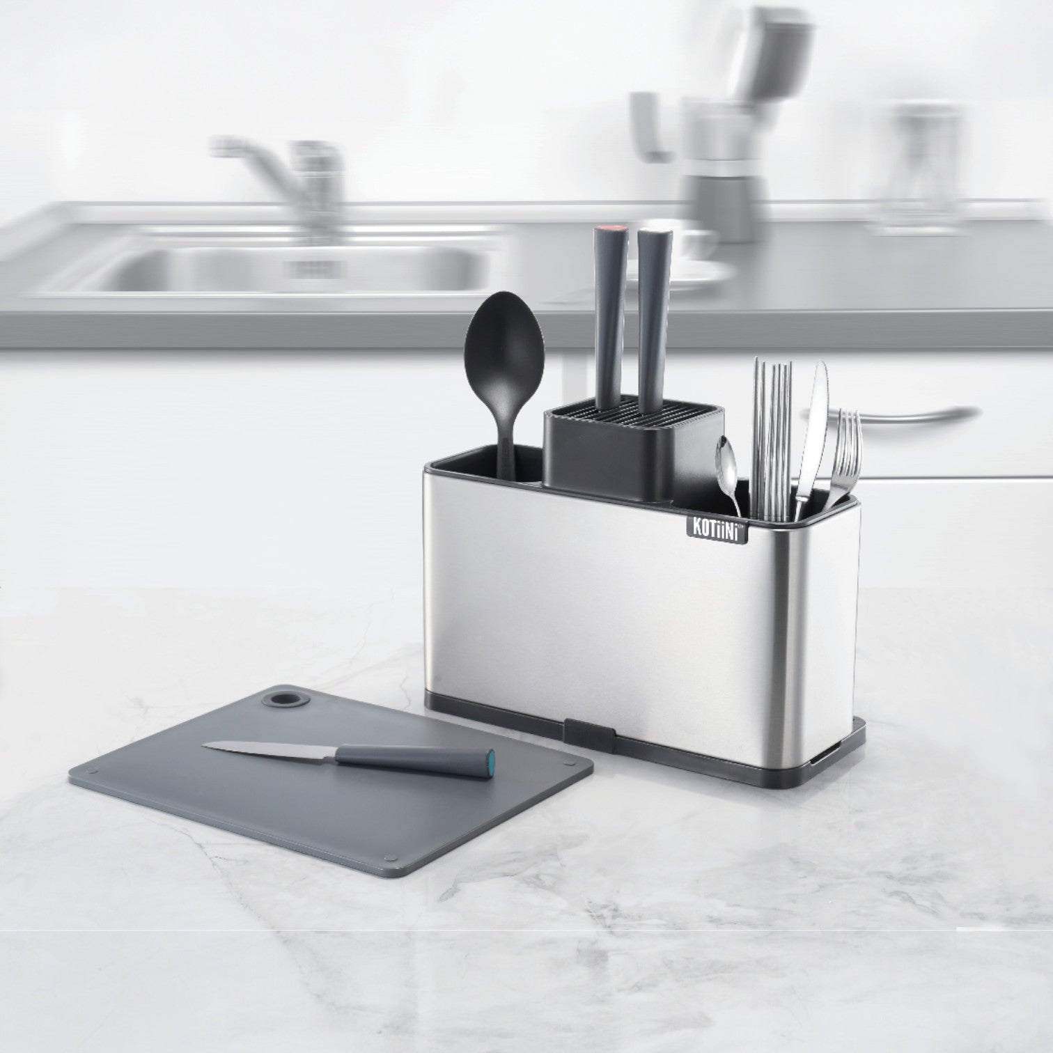 Organizador utensilios acero inoxidable Kala - Con ranuras para cuchillos, compartimento para cubiertos y tabla de picar