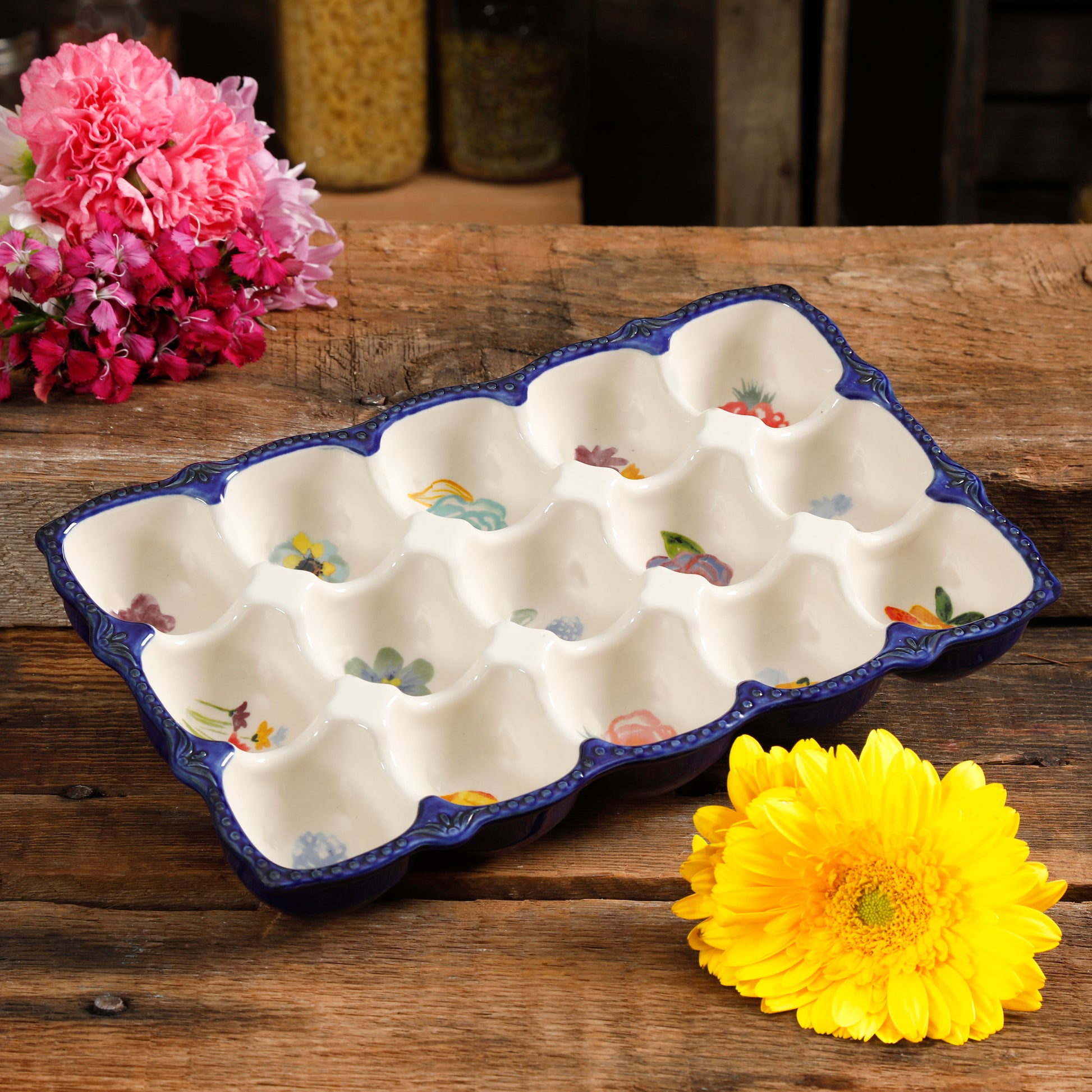 Portahuevos de Gres 15 unidades Celia – Diseño Floral Rústico y Elegante