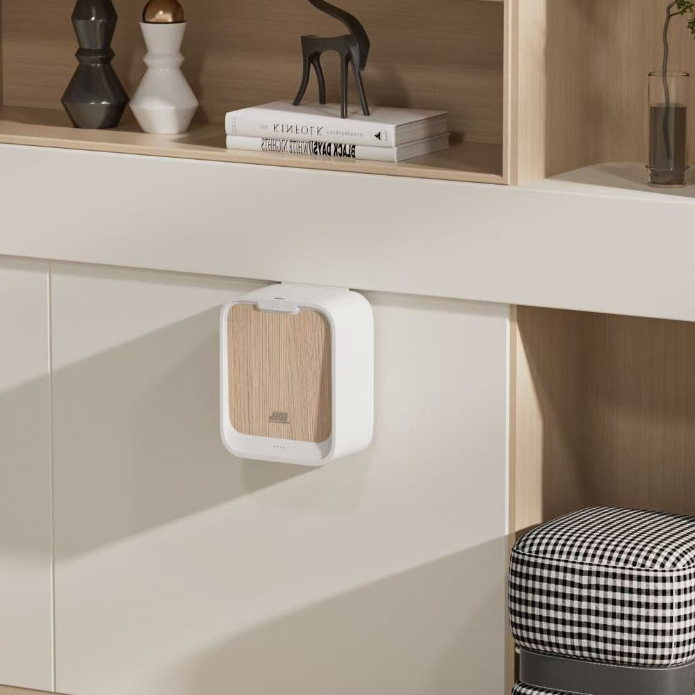 Tacho de basura con sensor gabinete 7 L amaderado · ABS · USB