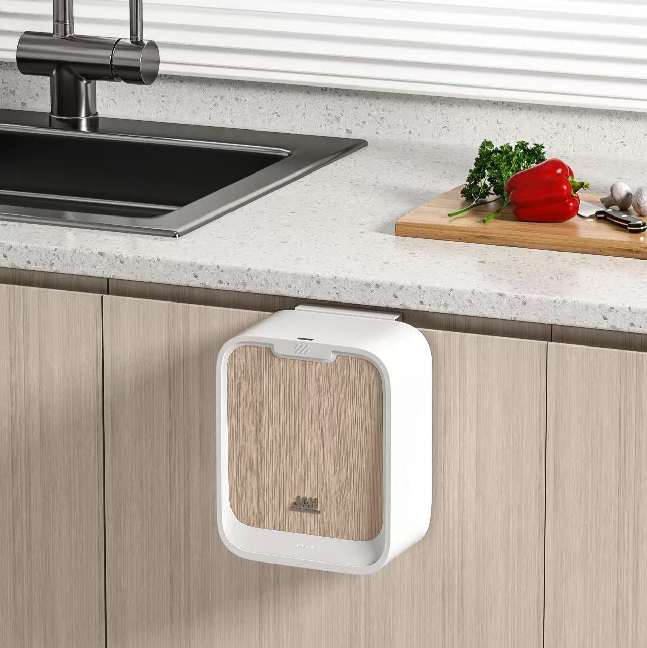 Tacho de basura con sensor gabinete 7L amaderado – ABS - USB