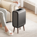 Tacho de basura sensor 9 litros gris carbón con patas madera